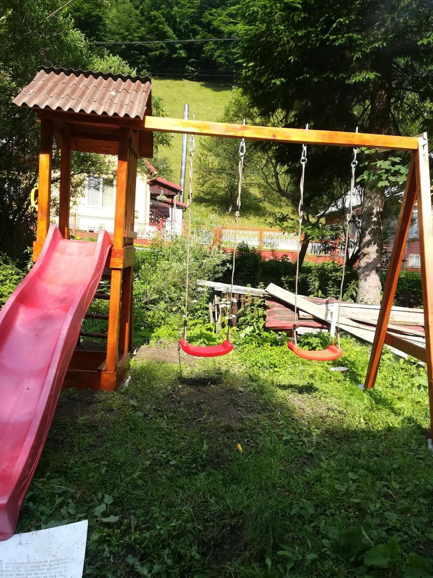 Hotel Casuta De Langa Padure Moeciu De Sus Exterior foto